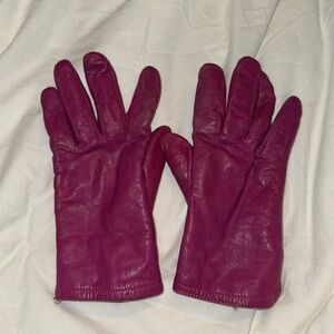 Women’s Leather Gloves